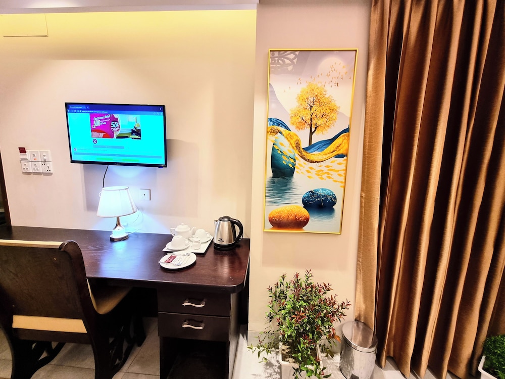 xpressmall hotels and resorts