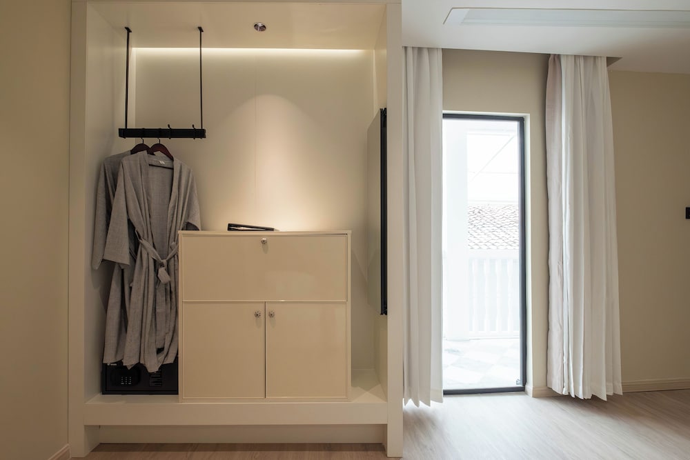 rest collection redhouse melaka