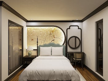 aquarius premium hotel