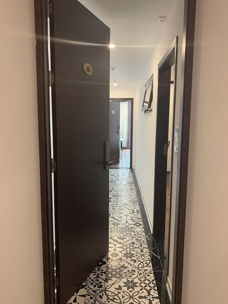 aquarius premium hotel