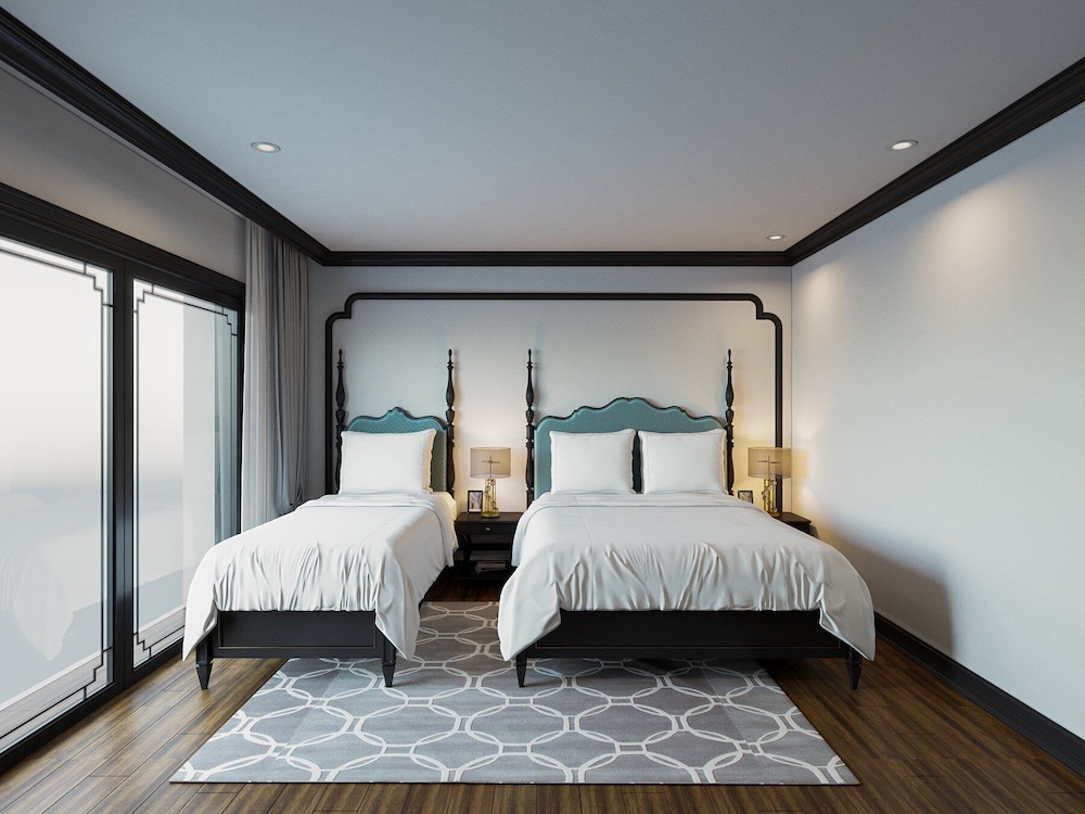 aquarius premium hotel