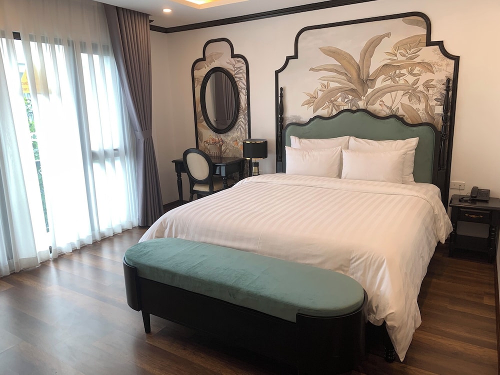 aquarius premium hotel