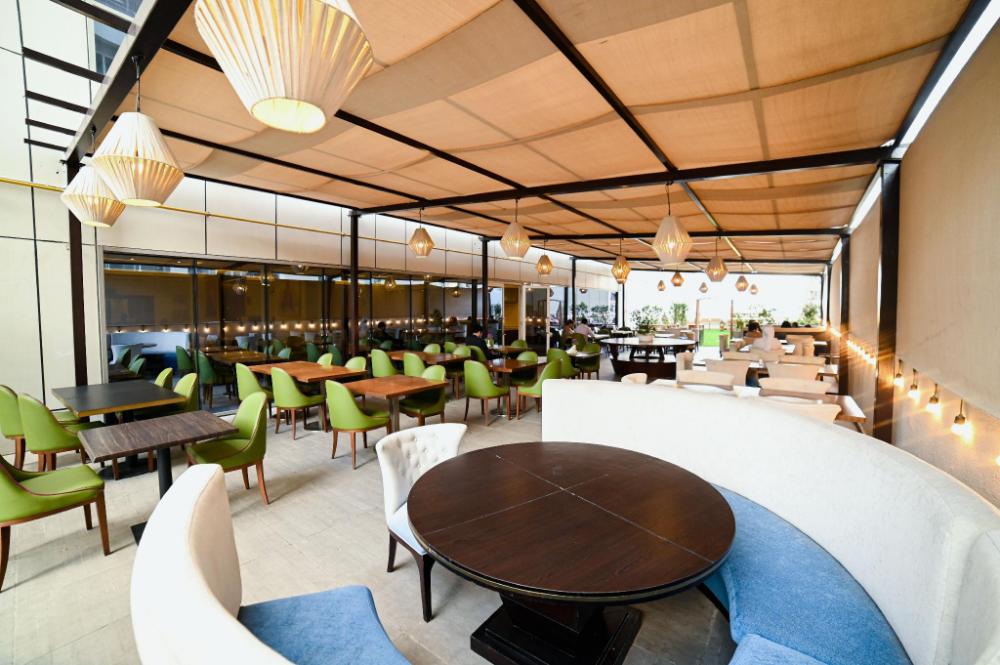 seven seas hotel