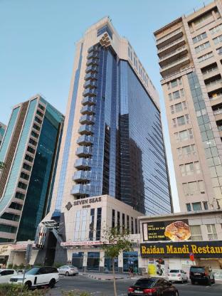 Seven Seas Hotel,,4 star