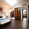 seven seas hotel