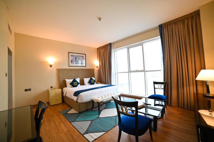 seven seas hotel