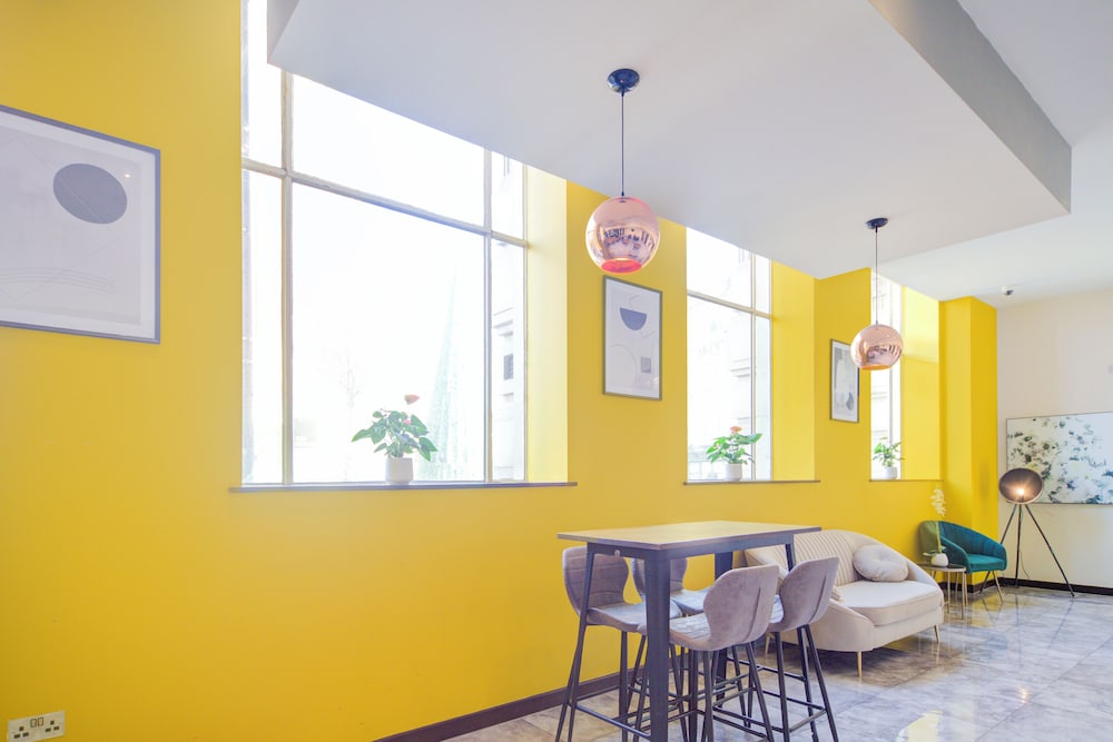 belvilla newport city centre hotel lifestyle