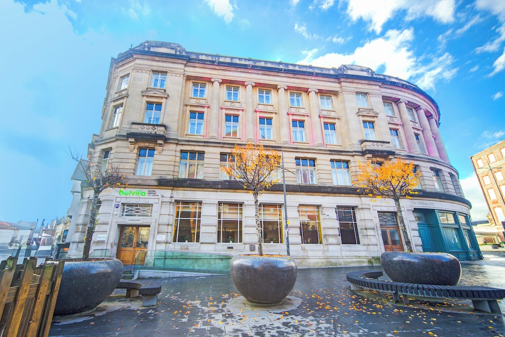 belvilla newport city centre hotel lifestyle