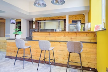 belvilla newport city centre hotel lifestyle