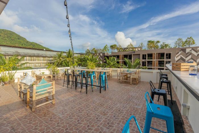 club 22 kamala suites