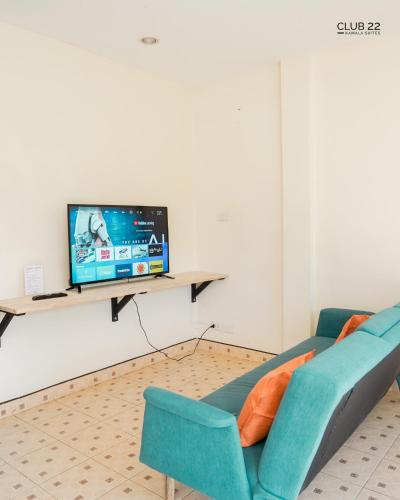 club 22 kamala suites