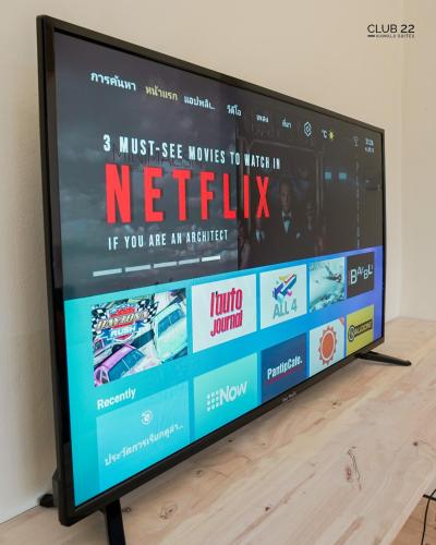 club 22 kamala suites