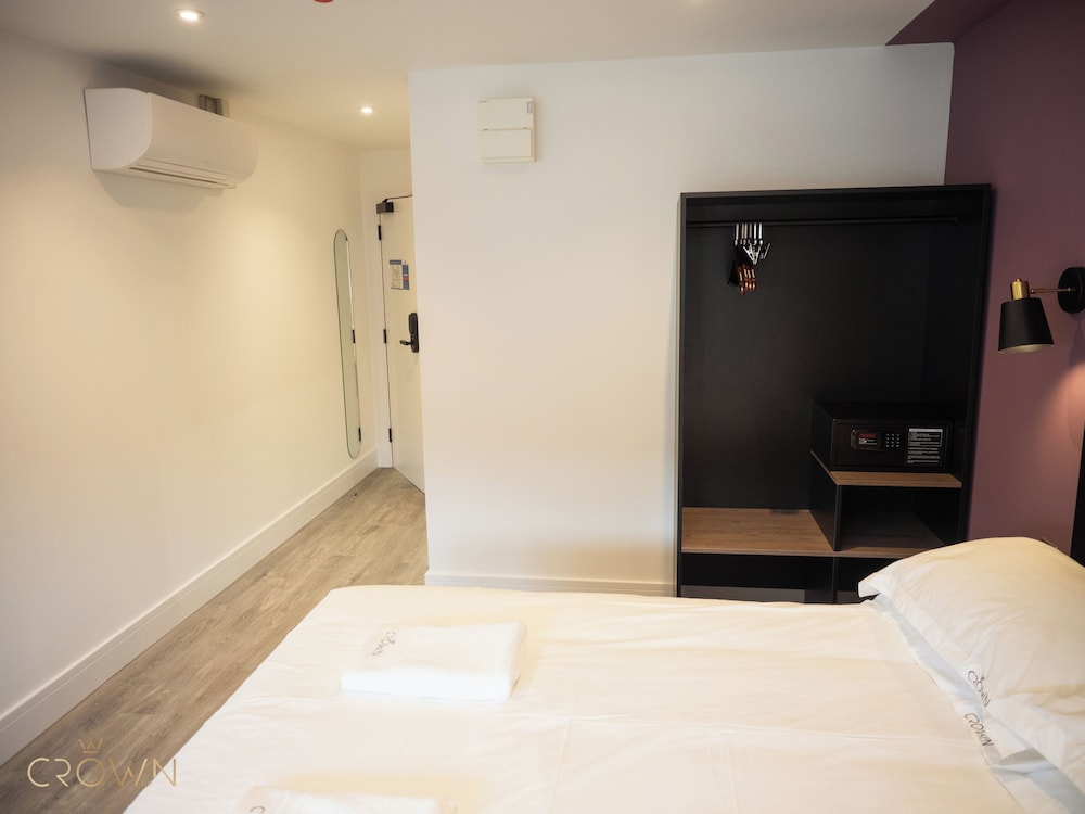 crown hotel