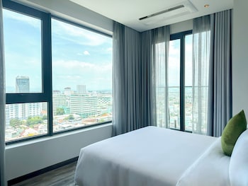 centre point danang hotel and residence