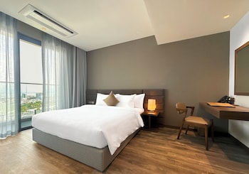 centre point danang hotel and residence