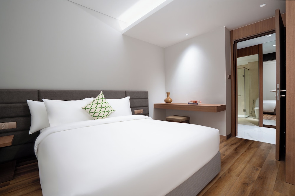 centre point danang hotel and residence