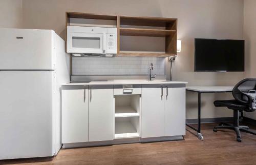 extended stay america premier suites belgrade bozeman yellowstone airport