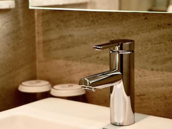 kew green hotel mongkok