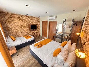 galata calm tale hotel