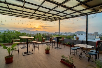 majestic hotel and restro