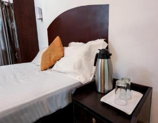 Adams Abode,,2 star
