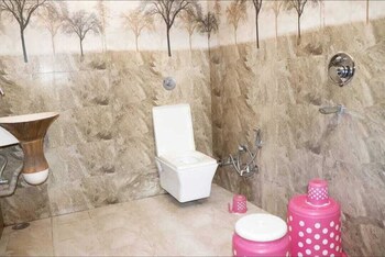 hotel shivani resort