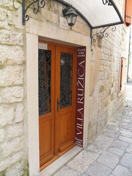trogir