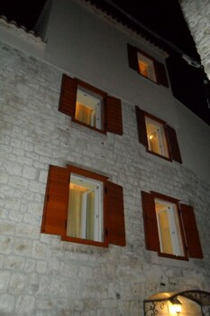 trogir