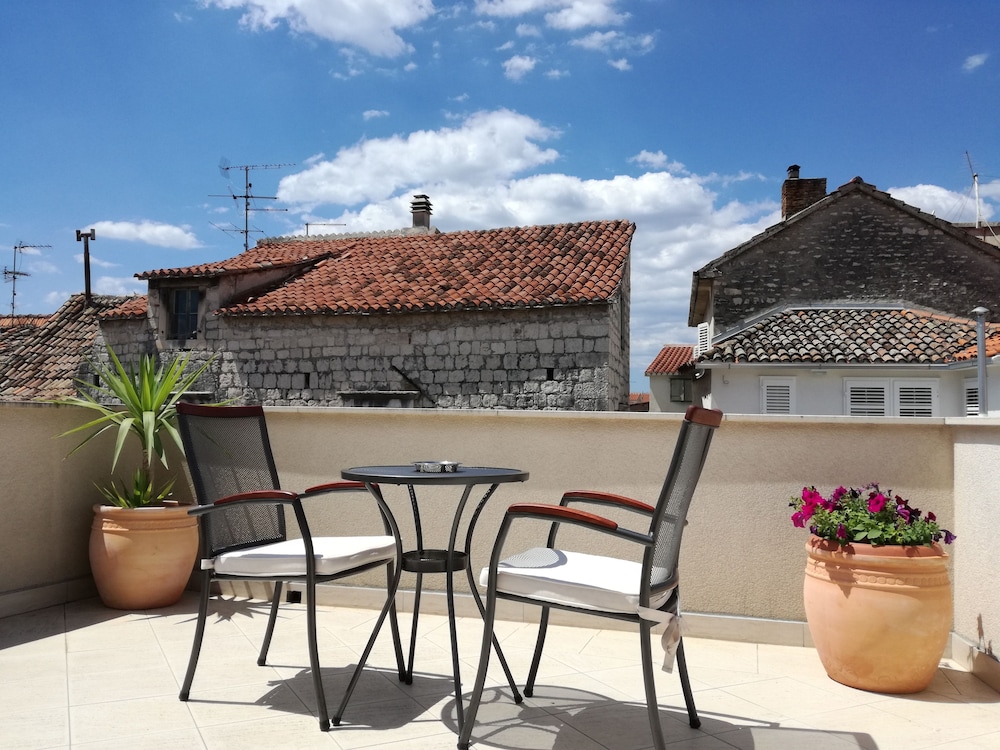 trogir