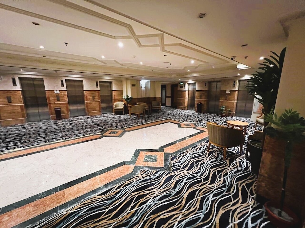 maysan al maqam hotel