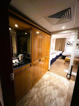 maysan al maqam hotel