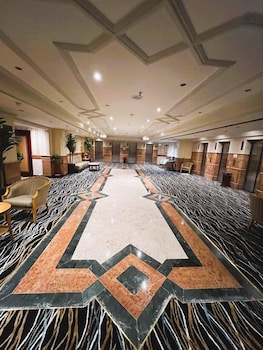 maysan al maqam hotel