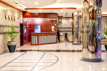 wescott pearl hotel apartments