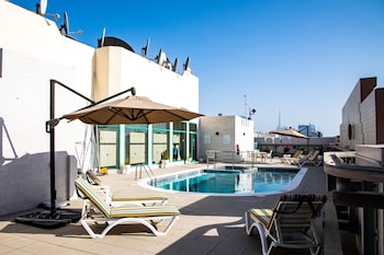 wescott pearl hotel apartments