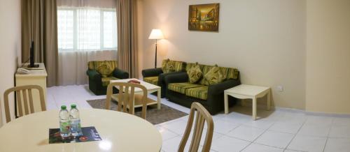 wescott pearl hotel apartments