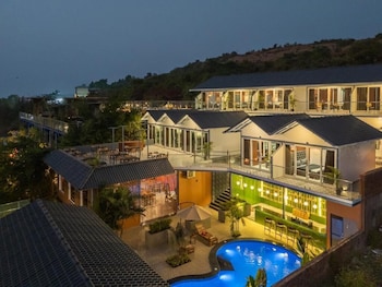 the hosteller goa mandrem