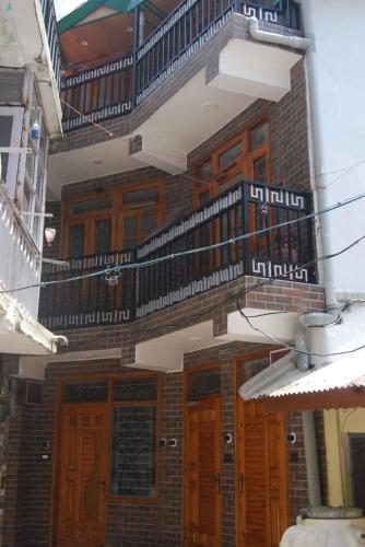 Sharma Homestay,,3 star