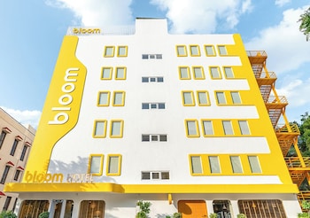 bloom hotel jubilee hills