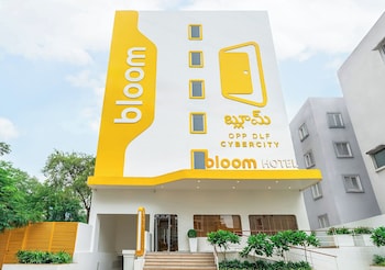 bloom hotel dlf cyber city