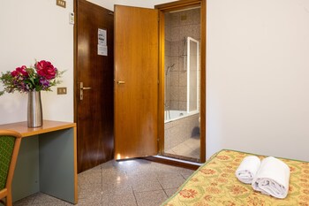 camelia rooms venice guesthouse