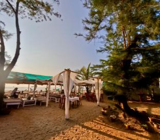 gokarna beach stays by tune of ocean