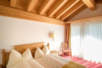 hotel mountain paradise