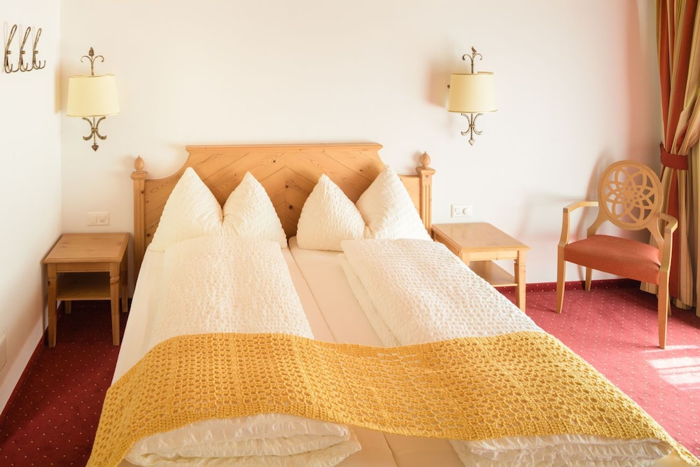 hotel mountain paradise