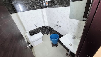 hotel rk residency near banke bihari mandir