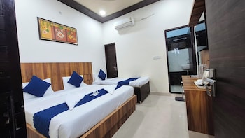 hotel rk residency near banke bihari mandir