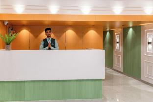 hotel dakshin grandeur