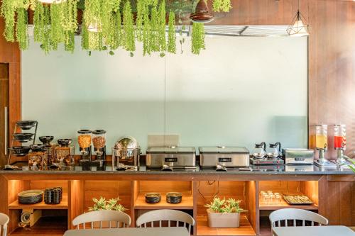 hotel dakshin grandeur