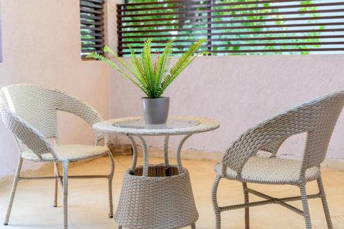 hotel dakshin grandeur