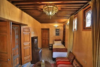 riad moulay driss et giacomoopens