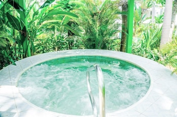 negril beach club condos